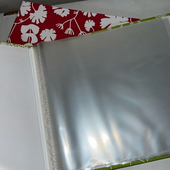 Green and Red Floral set of 2 Scrapbook Album 10 Pages 7”x7” NEW - Picture 6 of 6